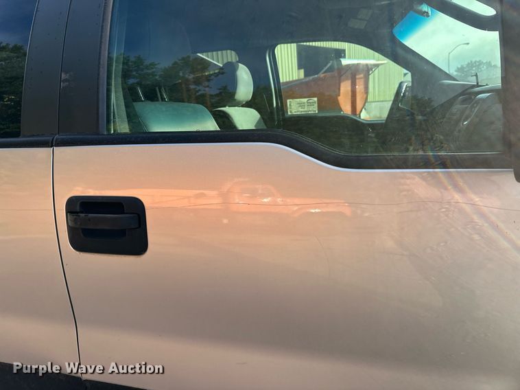 image for item DT6406 2011 Ford F150 SuperCrew pickup truck