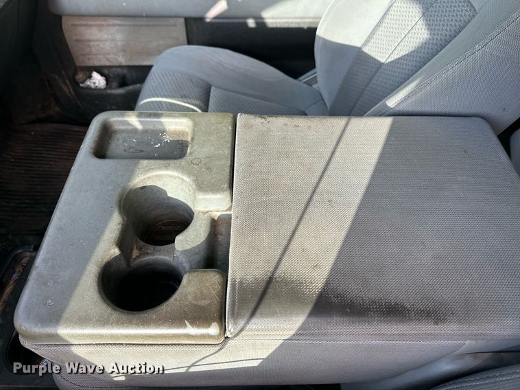 image for item DT6406 2011 Ford F150 SuperCrew pickup truck