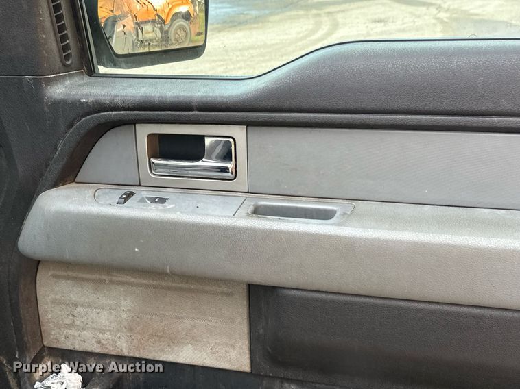 image for item DT6406 2011 Ford F150 SuperCrew pickup truck