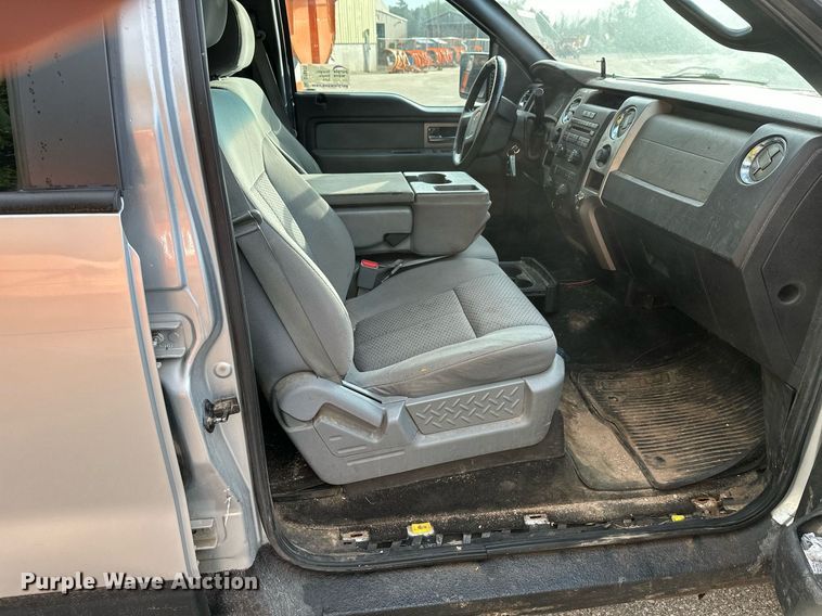 image for item DT6406 2011 Ford F150 SuperCrew pickup truck