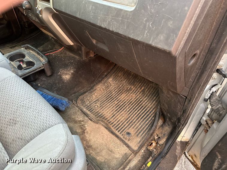 image for item DT6406 2011 Ford F150 SuperCrew pickup truck