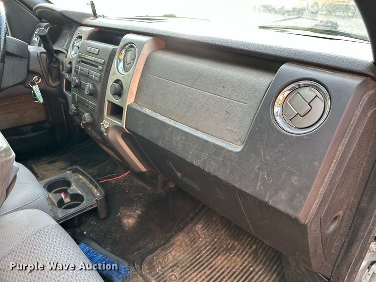 image for item DT6406 2011 Ford F150 SuperCrew pickup truck