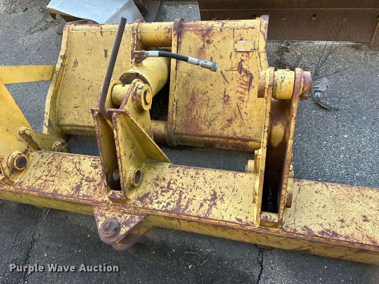 image for item DT6408 Equipment attachments