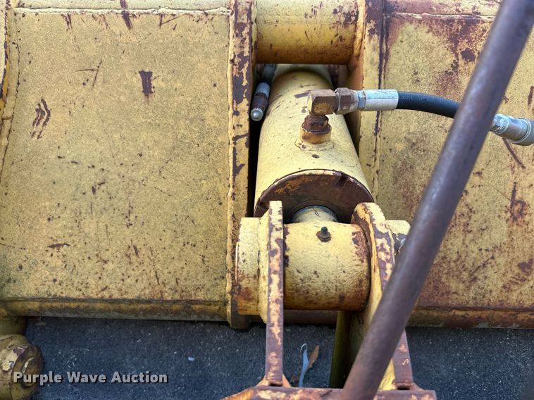 image for item DT6408 Equipment attachments