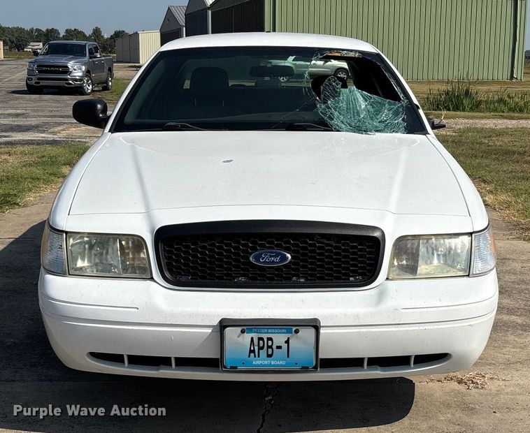 image for item DU1325 2009 Ford Crown Victoria Police Interceptor 