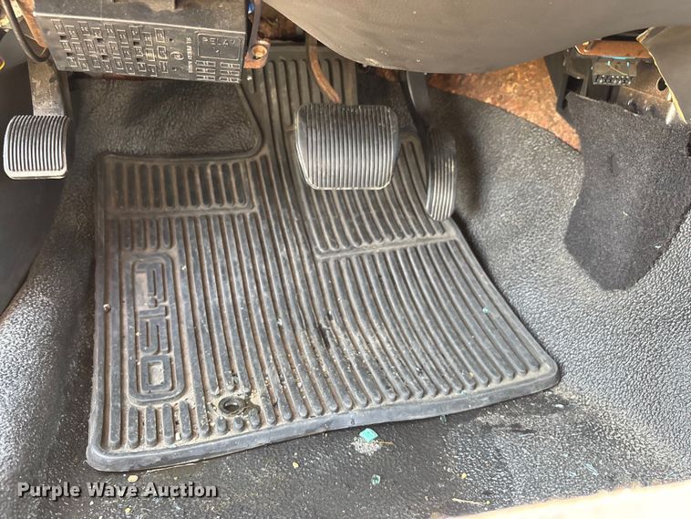 image for item DU1325 2009 Ford Crown Victoria Police Interceptor 