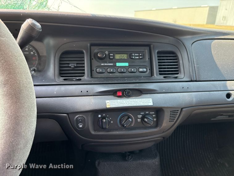 image for item DU1325 2009 Ford Crown Victoria Police Interceptor 