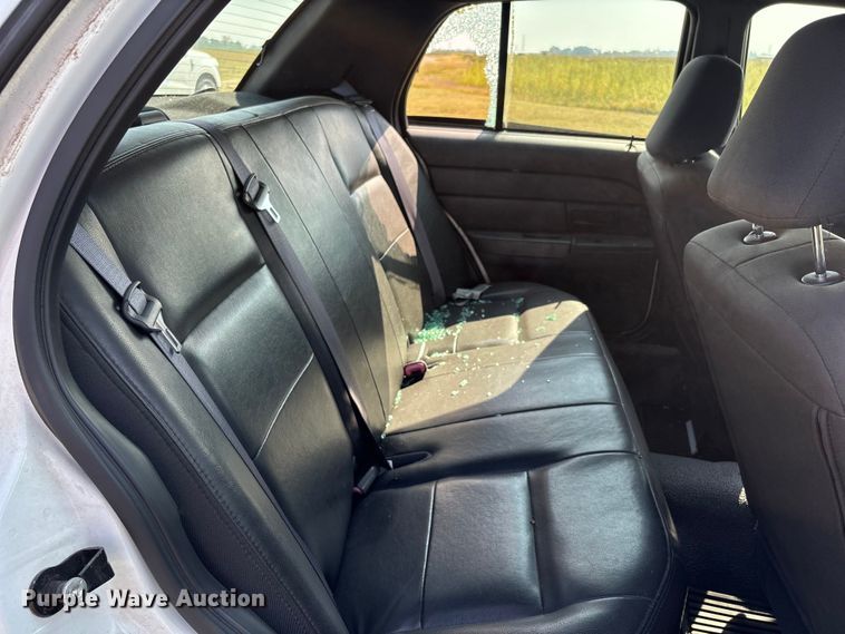 image for item DU1325 2009 Ford Crown Victoria Police Interceptor 