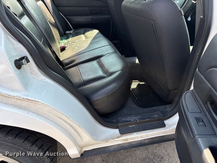 image for item DU1325 2009 Ford Crown Victoria Police Interceptor 