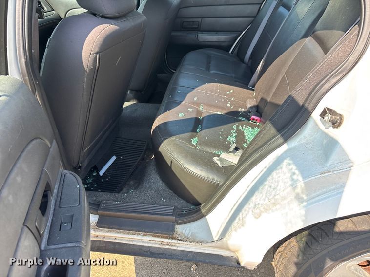 image for item DU1325 2009 Ford Crown Victoria Police Interceptor 