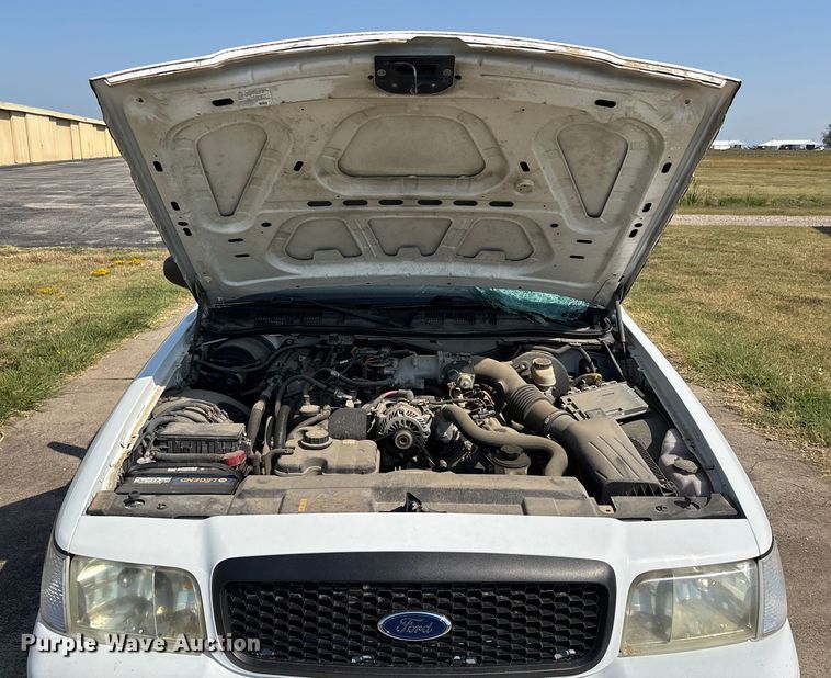 image for item DU1325 2009 Ford Crown Victoria Police Interceptor 