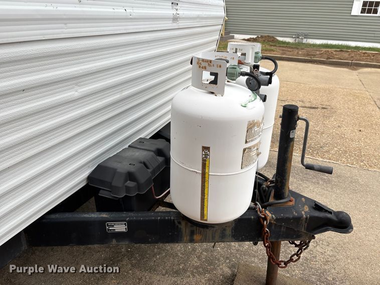 image for item DU1339 2006 Nomad Skyline camper