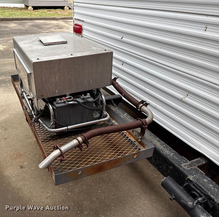 image for item DU1339 2006 Nomad Skyline camper