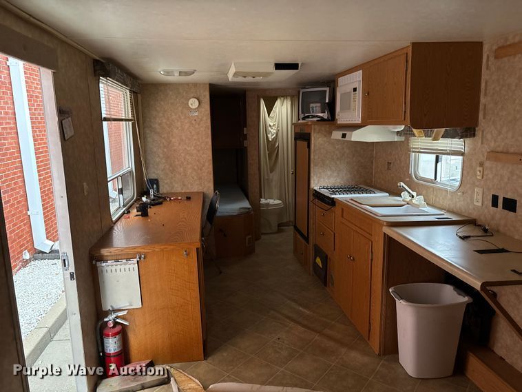 image for item DU1339 2006 Nomad Skyline camper