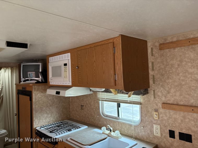 image for item DU1339 2006 Nomad Skyline camper