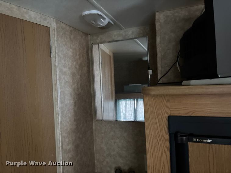 image for item DU1339 2006 Nomad Skyline camper