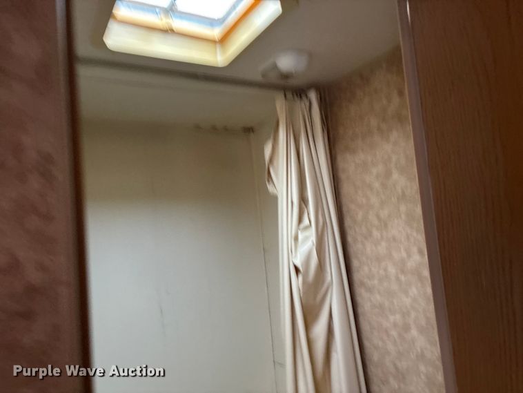 image for item DU1339 2006 Nomad Skyline camper