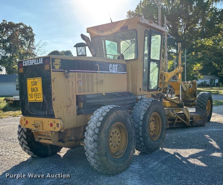 image for item DU1352 2006 Caterpillar 140H motor grader