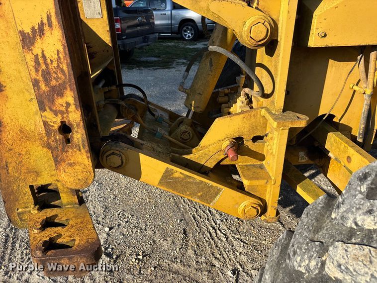 image for item DU1352 2006 Caterpillar 140H motor grader