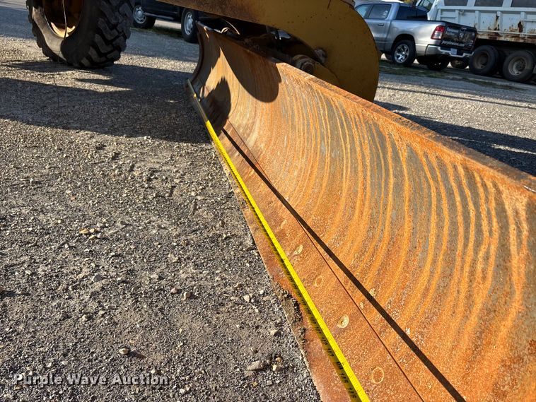 image for item DU1352 2006 Caterpillar 140H motor grader