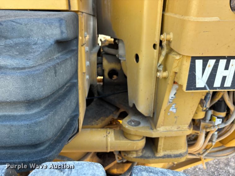 image for item DU1352 2006 Caterpillar 140H motor grader