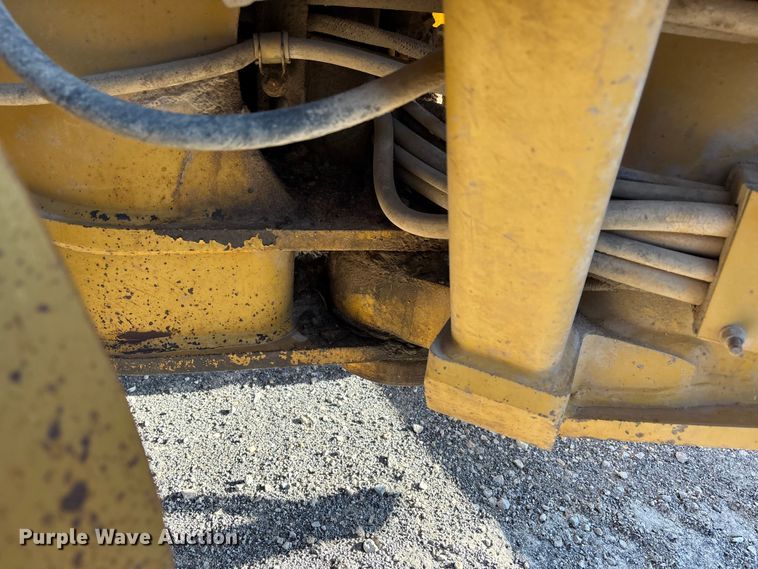 image for item DU1352 2006 Caterpillar 140H motor grader