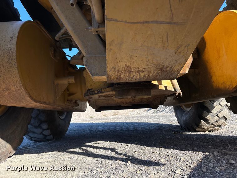 image for item DU1352 2006 Caterpillar 140H motor grader