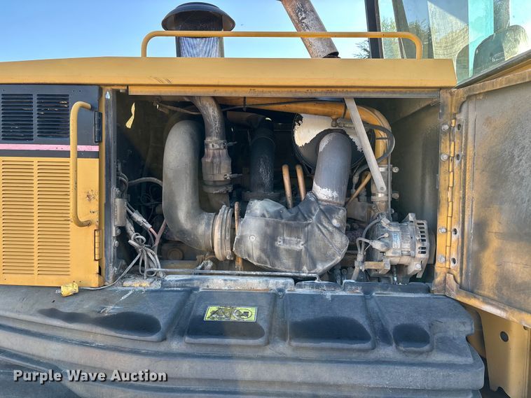 image for item DU1352 2006 Caterpillar 140H motor grader