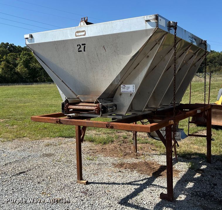 image for item DU1353 Swenson spreader