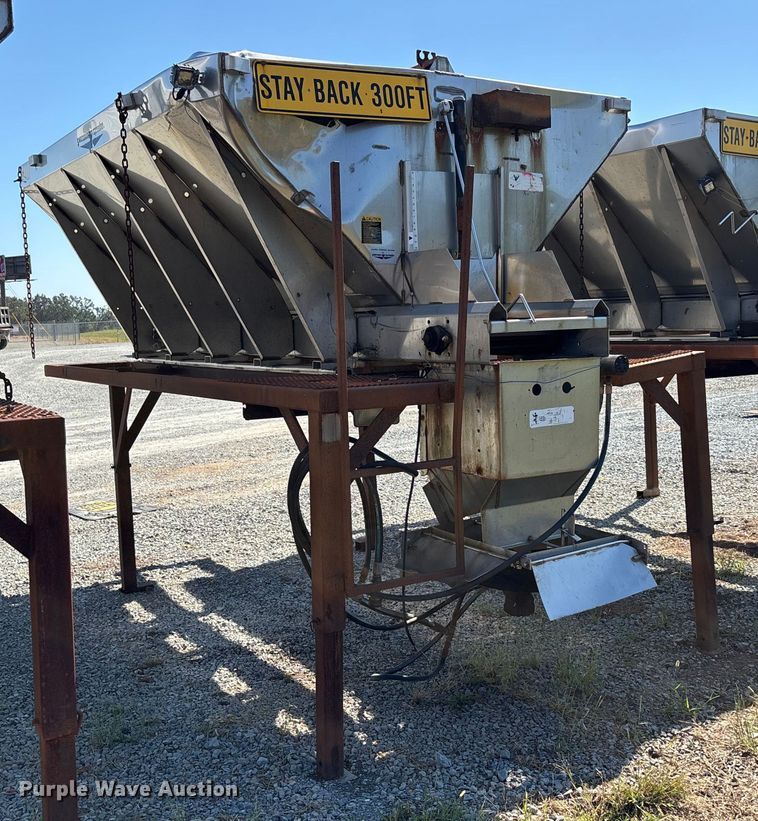 image for item DU1354 Swenson spreader