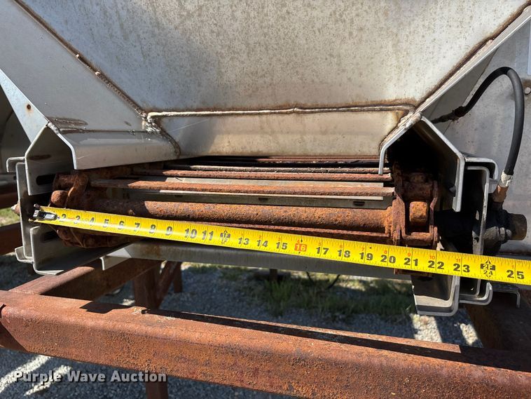 image for item DU1355 Swenson spreader