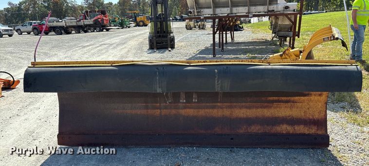 image for item DU1356 10' W snow plow