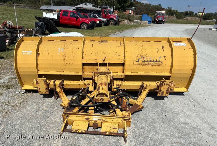 image for item DU1356 10' W snow plow