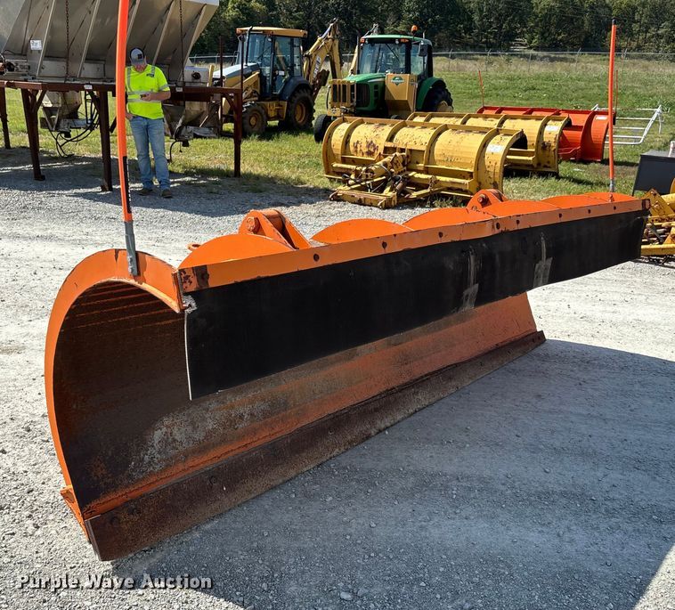 image for item DU1357 10' W snow plow