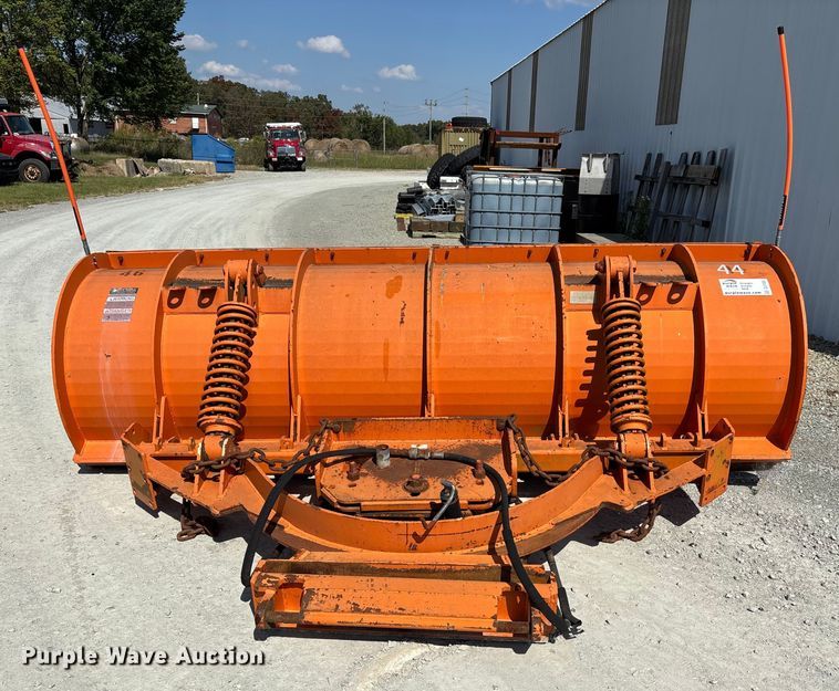 image for item DU1357 10' W snow plow