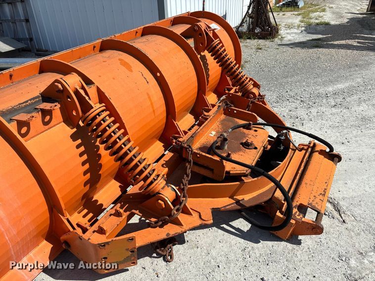 image for item DU1357 10' W snow plow