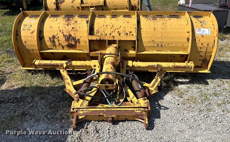 image for item DU1358 10' W snow plow
