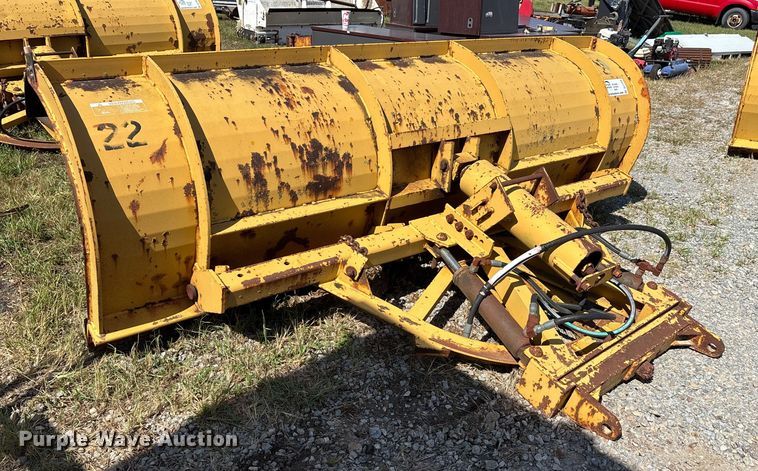 image for item DU1358 10' W snow plow