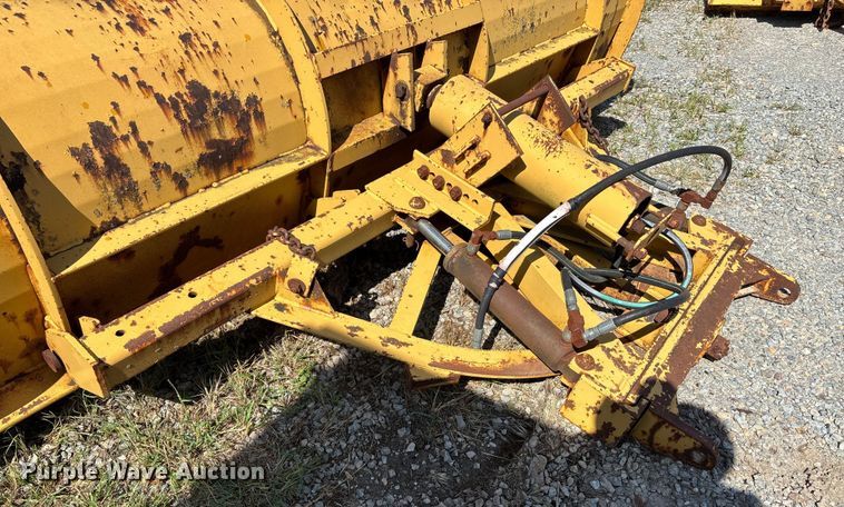 image for item DU1358 10' W snow plow