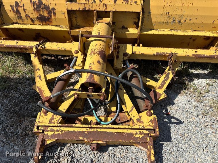 image for item DU1358 10' W snow plow