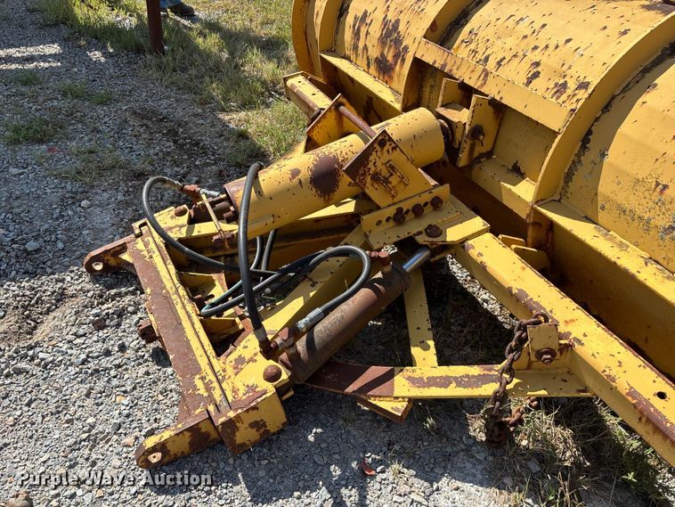 image for item DU1358 10' W snow plow
