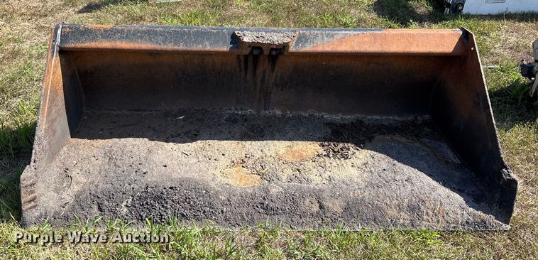 image for item DU1362 Skid steer attachments 