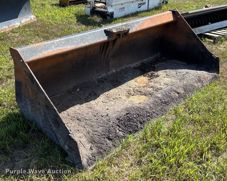 image for item DU1362 Skid steer attachments 