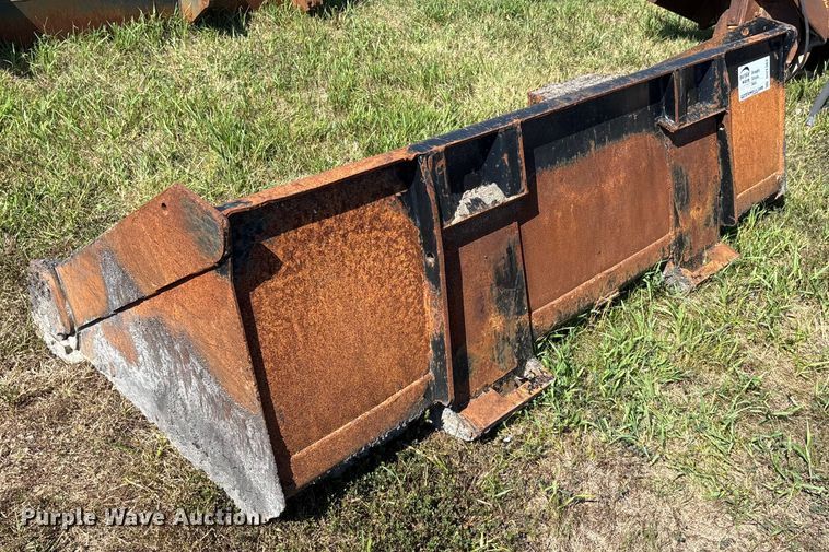 image for item DU1362 Skid steer attachments 