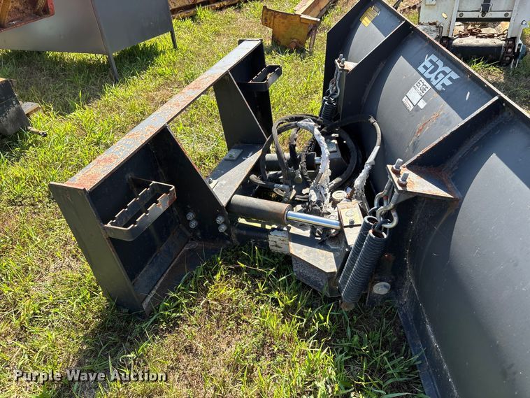 image for item DU1362 Skid steer attachments 