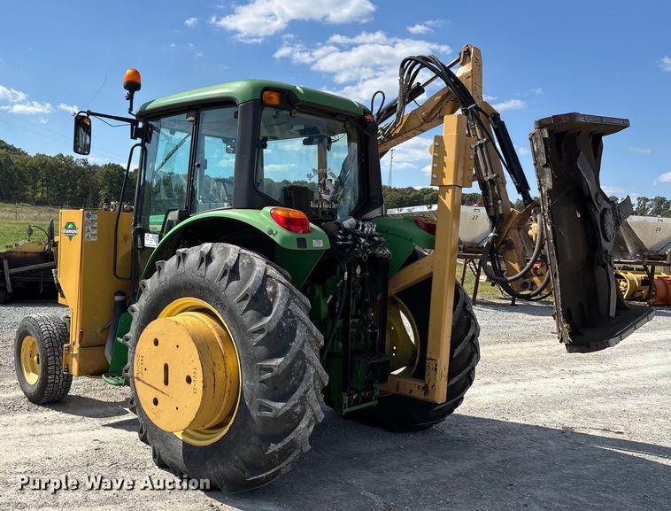 image for item DU1363 2010 John Deere 6330 tractor