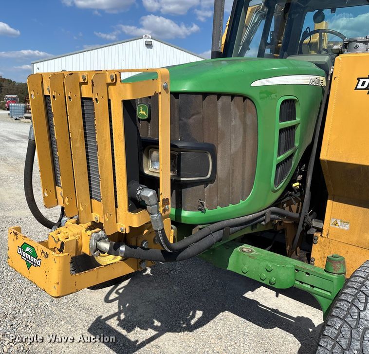 image for item DU1363 2010 John Deere 6330 tractor