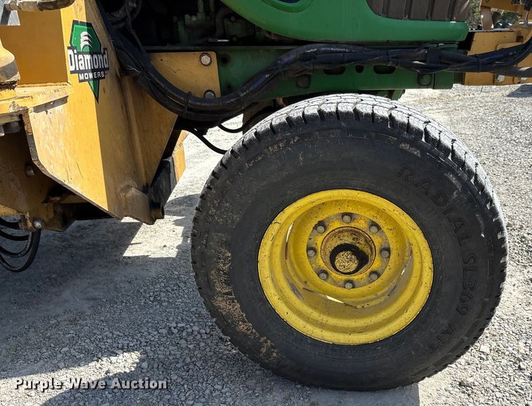 image for item DU1363 2010 John Deere 6330 tractor