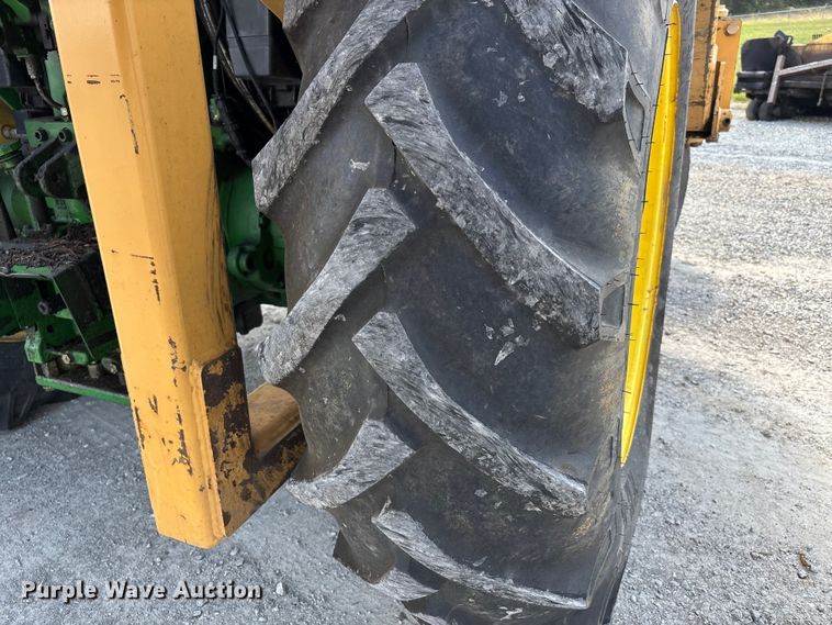 image for item DU1363 2010 John Deere 6330 tractor