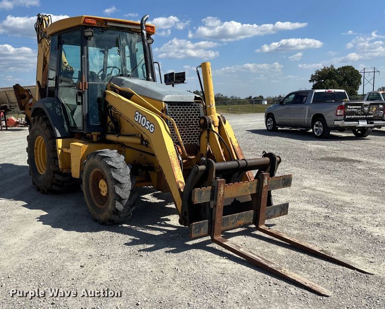 image for item DU1364 2004 John Deere 310SG backhoe